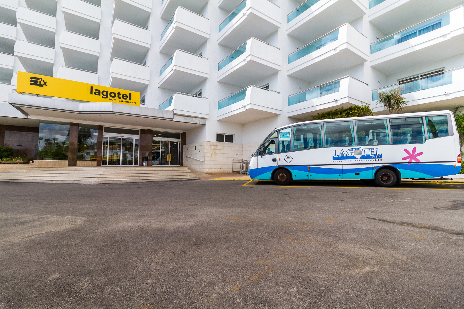 Eix Lagotel Holiday Resort