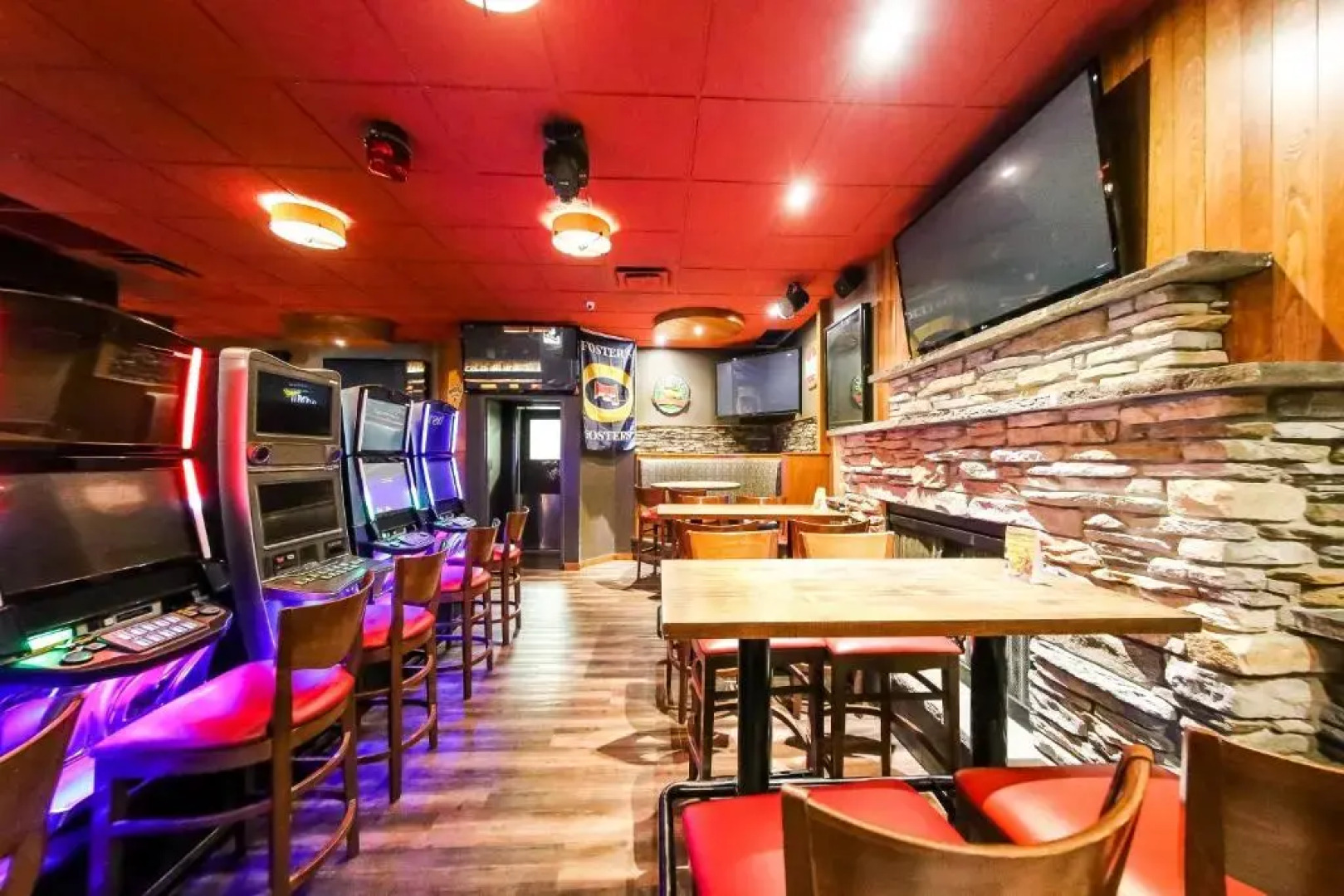 Howard Johnson Express Inn - Winnipeg West