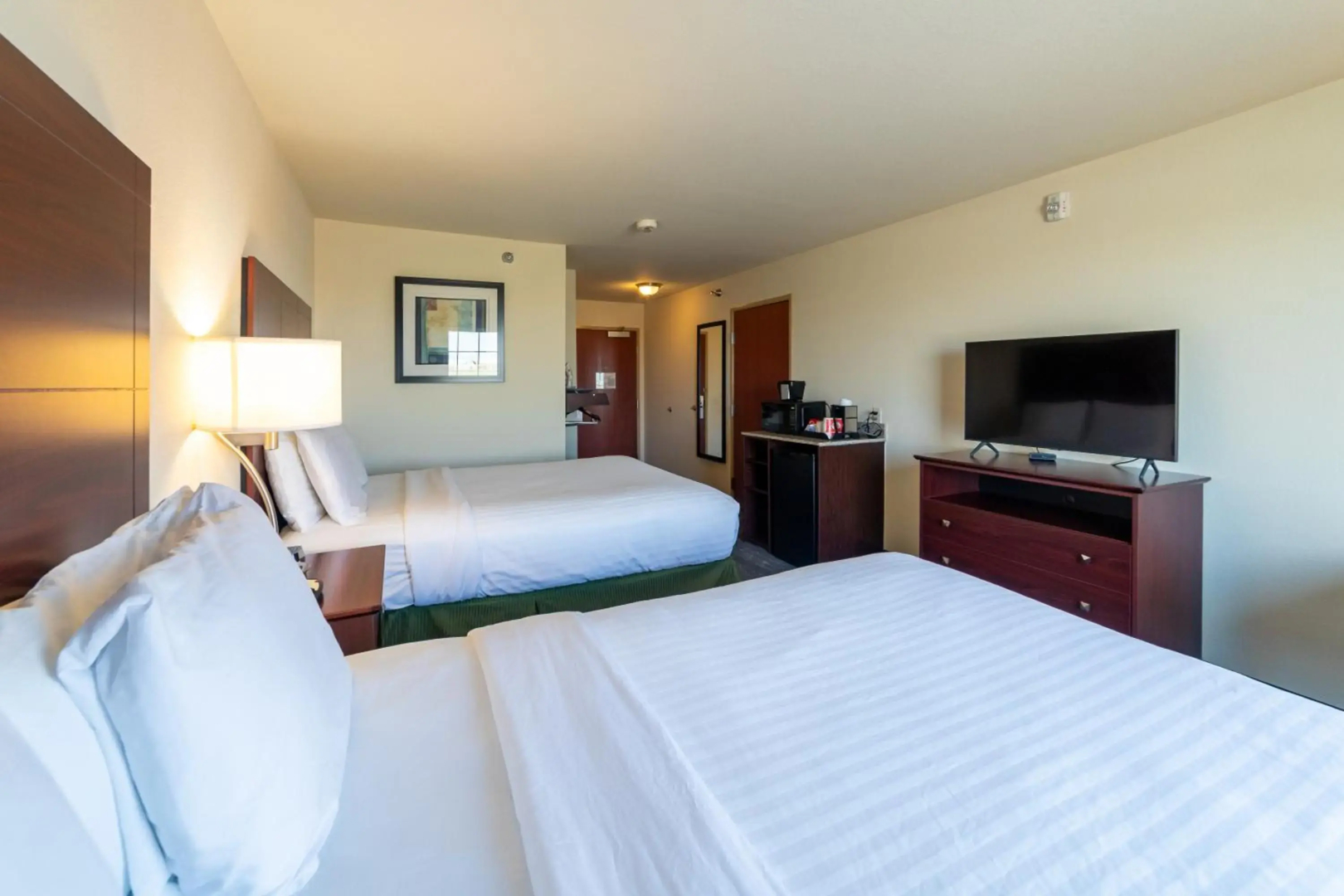 Cobblestone Inn & Suites - Eaton