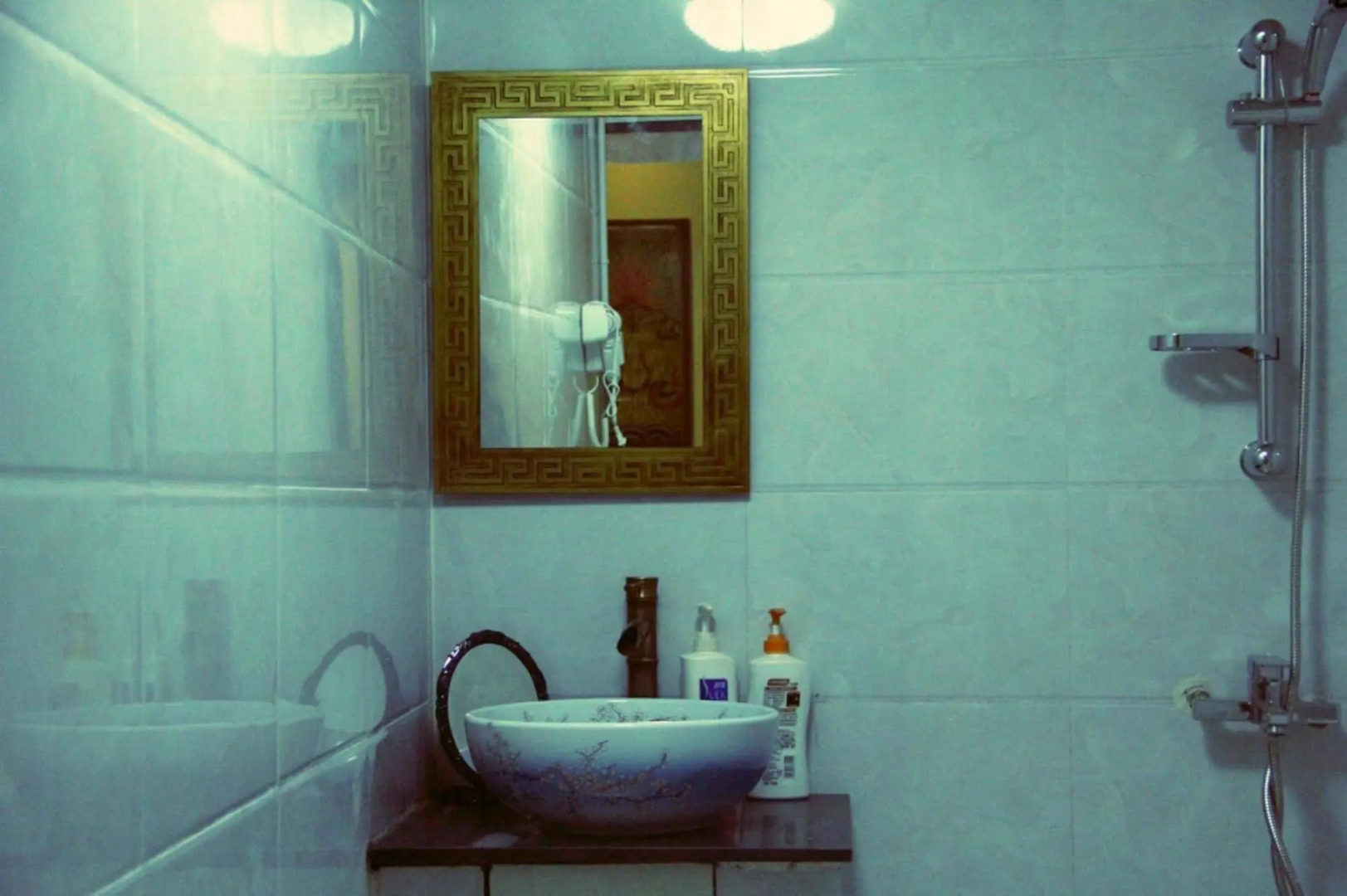 The Design Of Gathering Ten Powerful Elements Inn