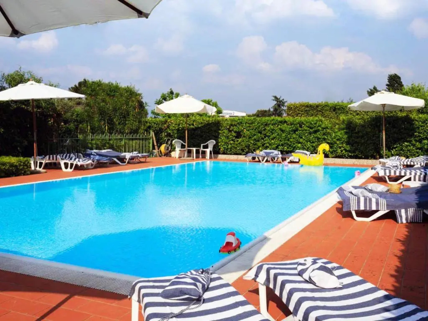BellaSirmione Holiday Apartments