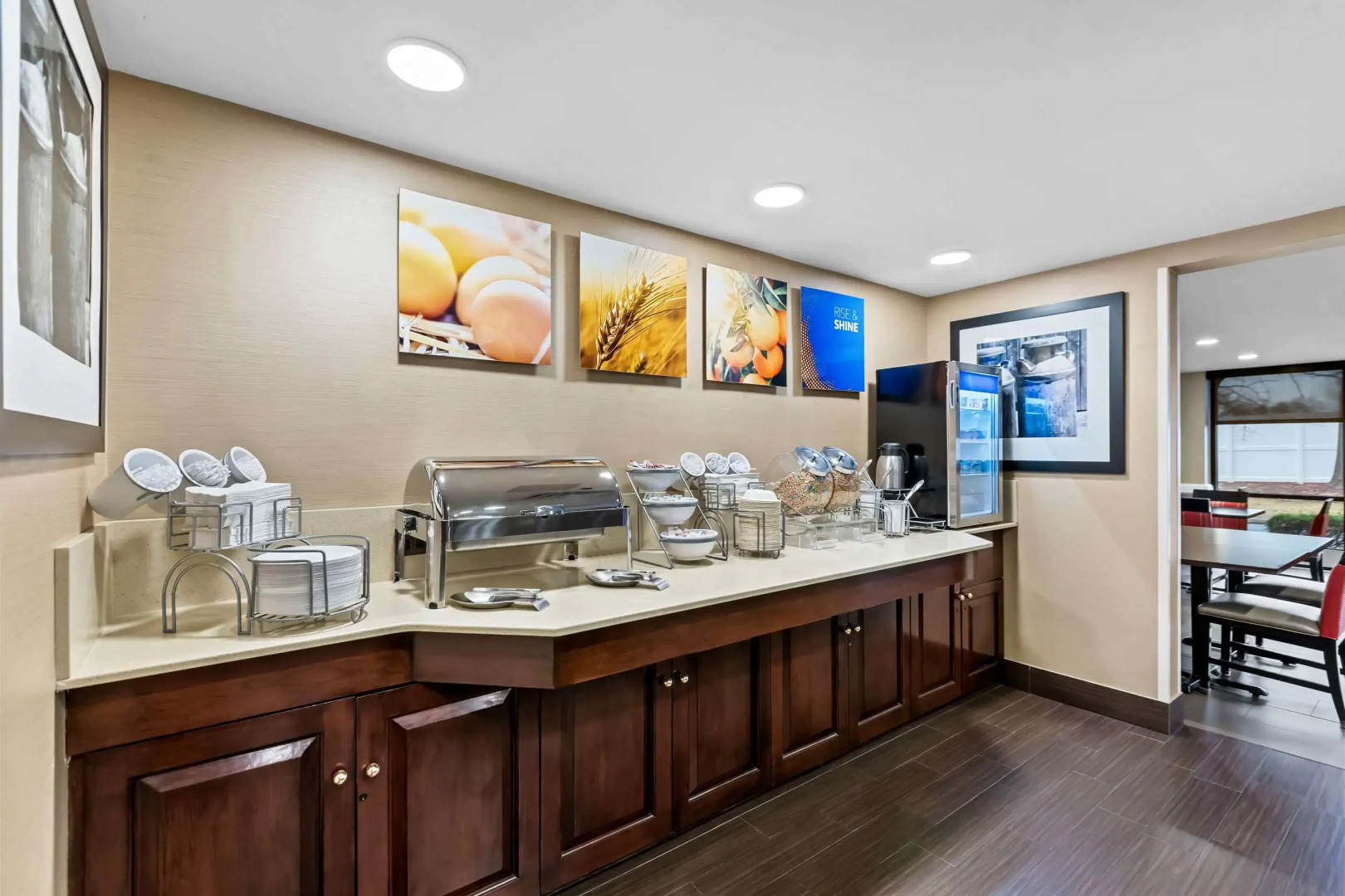 Comfort Inn & Suites Somerset - New Brunswick