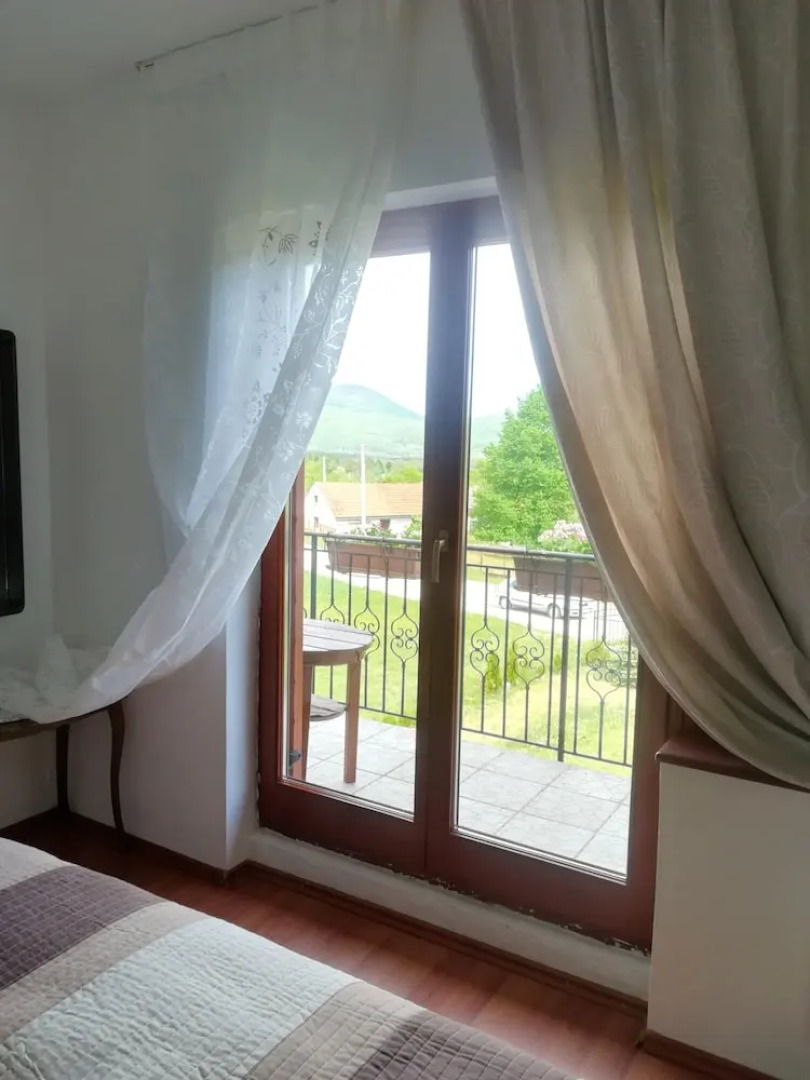 House With 3 Bedrooms in Donji Lapac, With Wonderful Mountain View, Pr