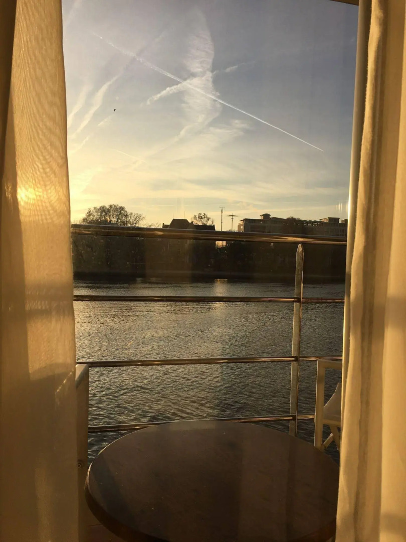 Select MS William Shakespeare - Düsseldorf