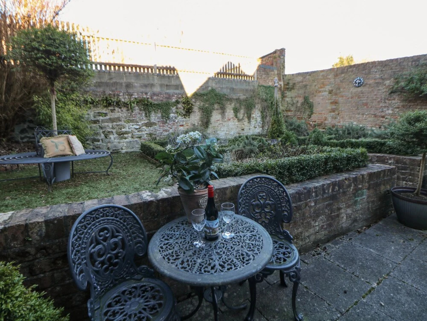 The Old Clock Makers