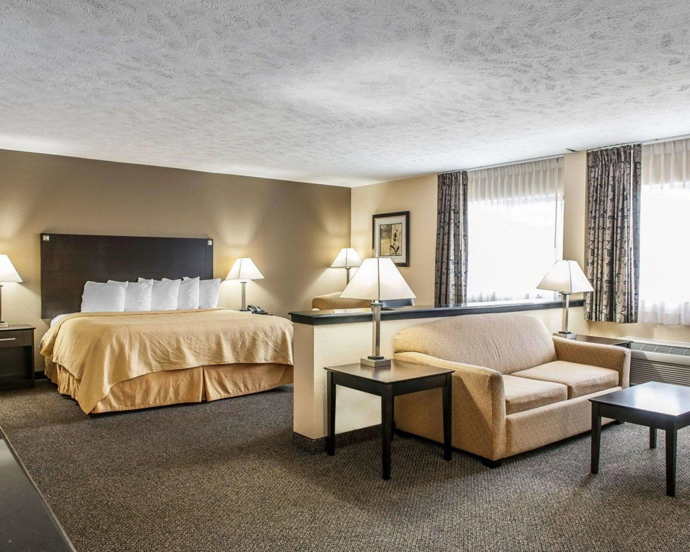 Quality Inn & Suites Mattoon South