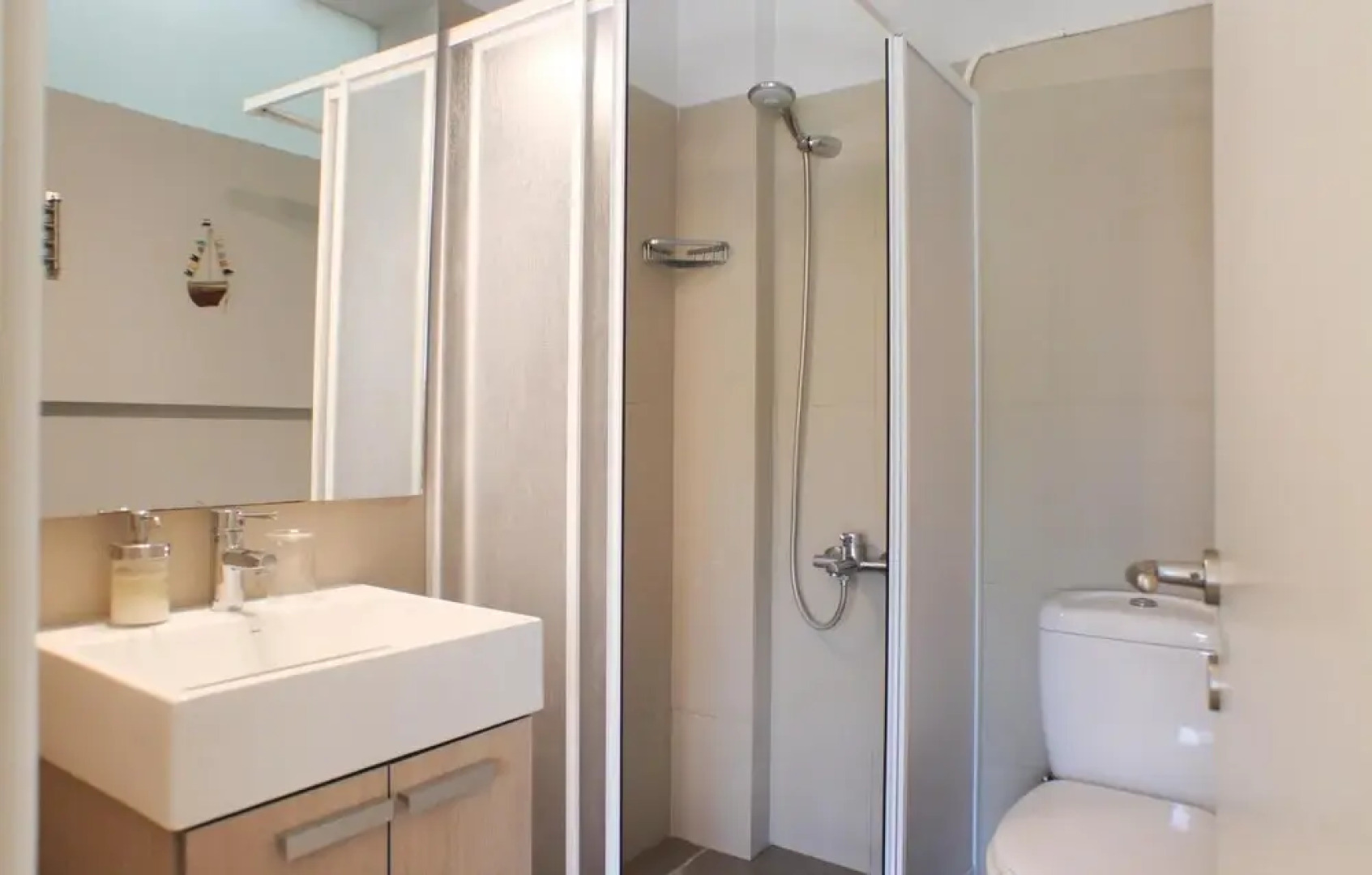 Beautiful Home in Perdika With 4 Bedrooms, Wifi and Outdoor Swimming Pool