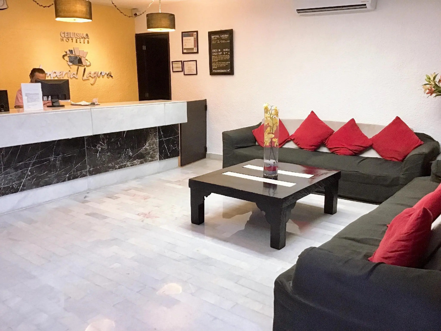 Hotel Imperial Laguna Faranda