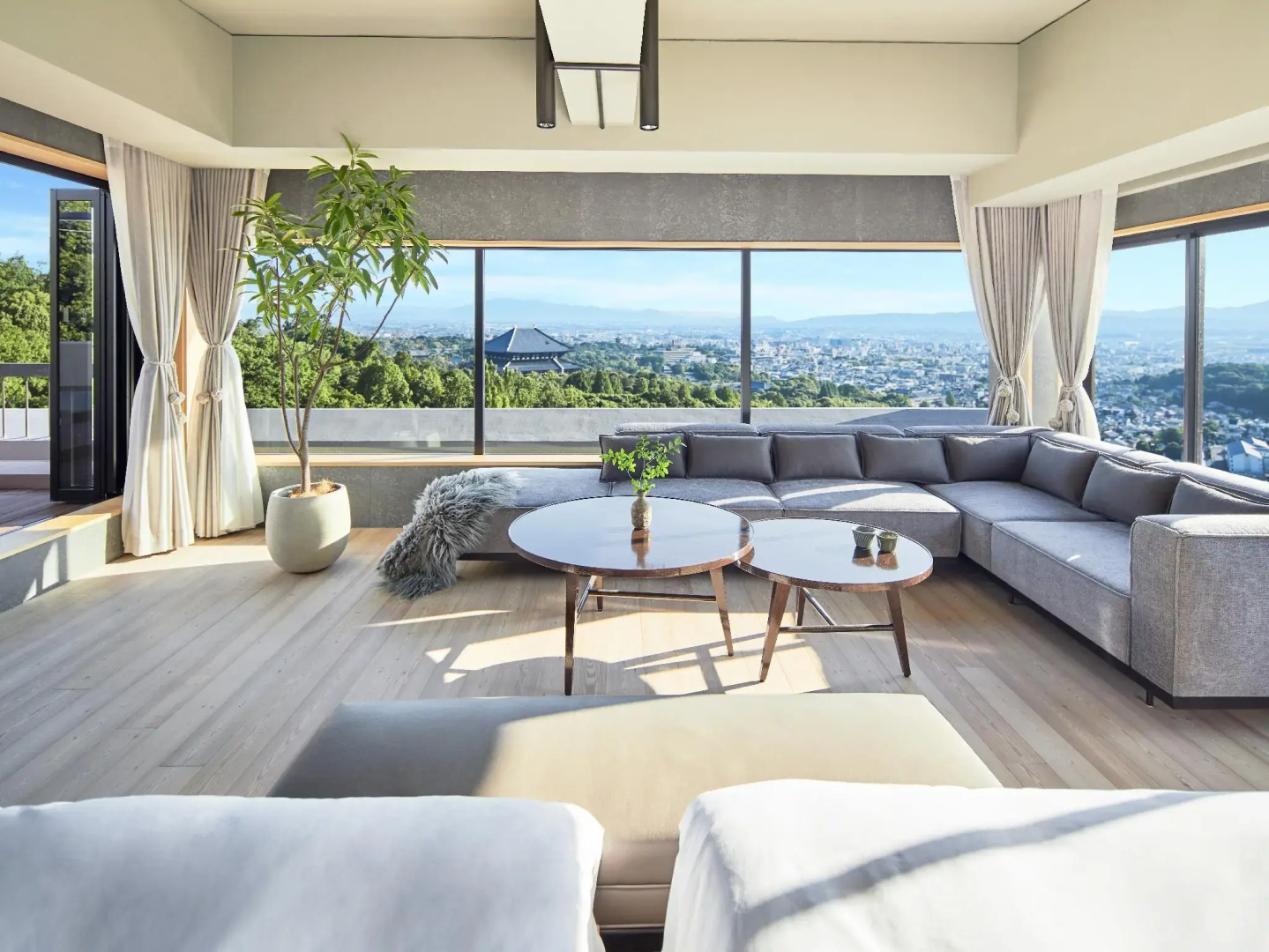 ANDO HOTEL NaraWakakusayama～DLIGHT LIFE & HOTELS～