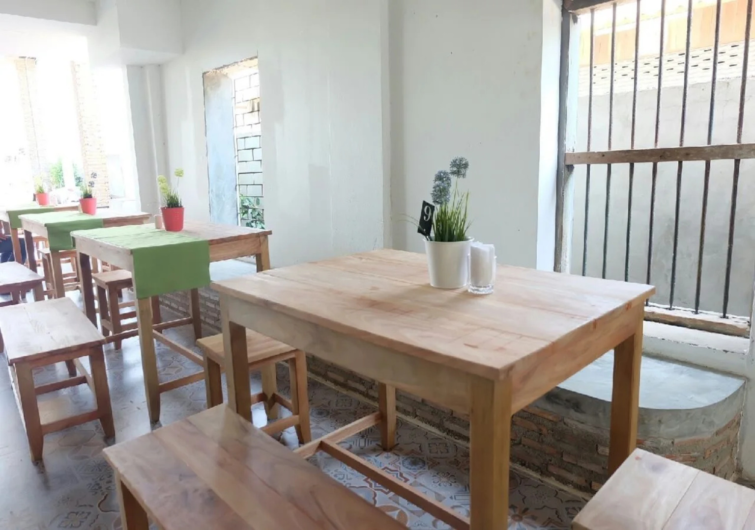 At Rimnam Chan Hostel