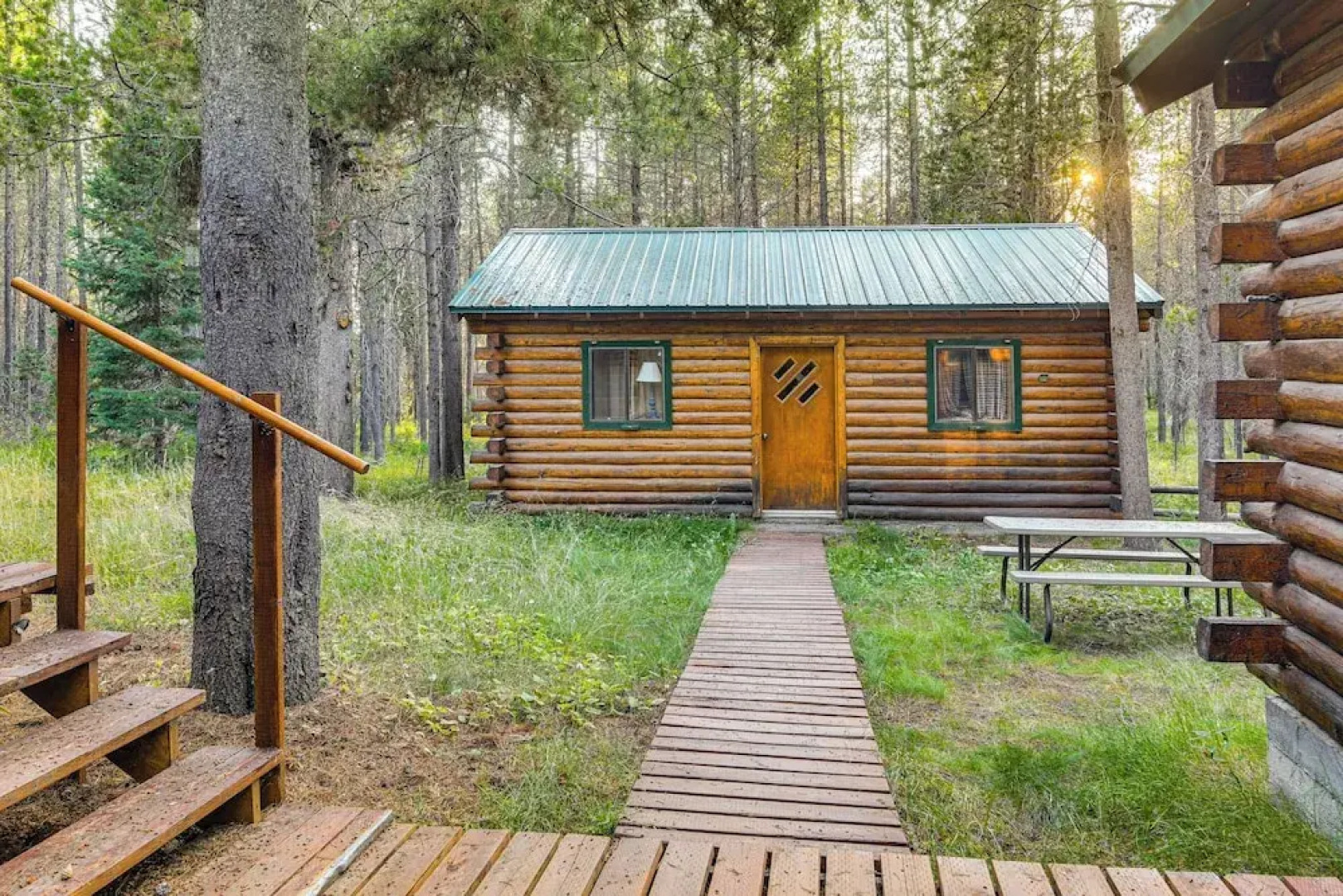 Island Park Fishing Cabin - Walk to Henrys Fork!