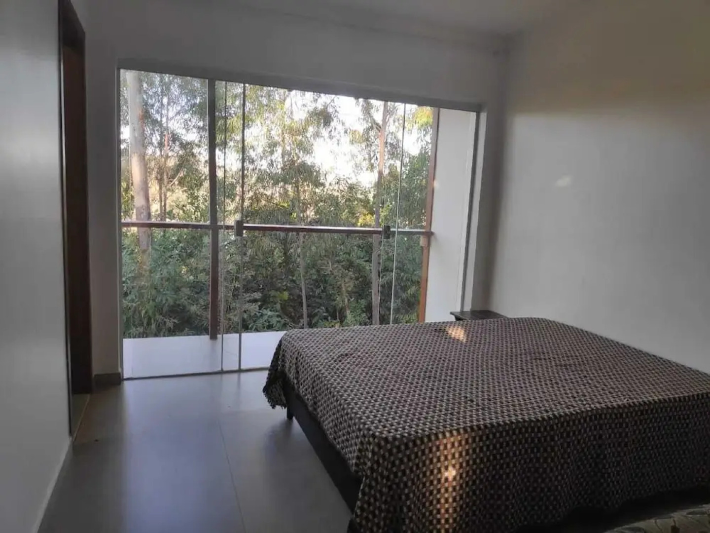 Paz e Tranquilidade - Casa para 15 pessoas com 5 quartos