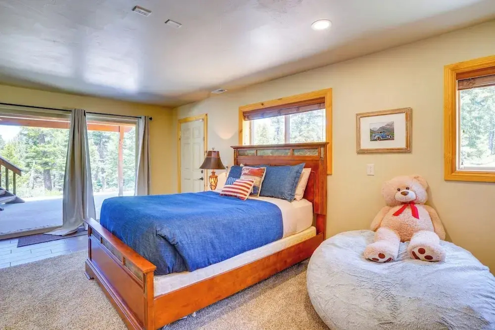 Duck Creek Village Cabin w/ Deck & Private Hot Tub