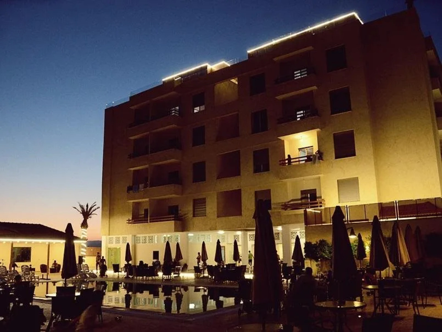 Baron Hotel Apartments