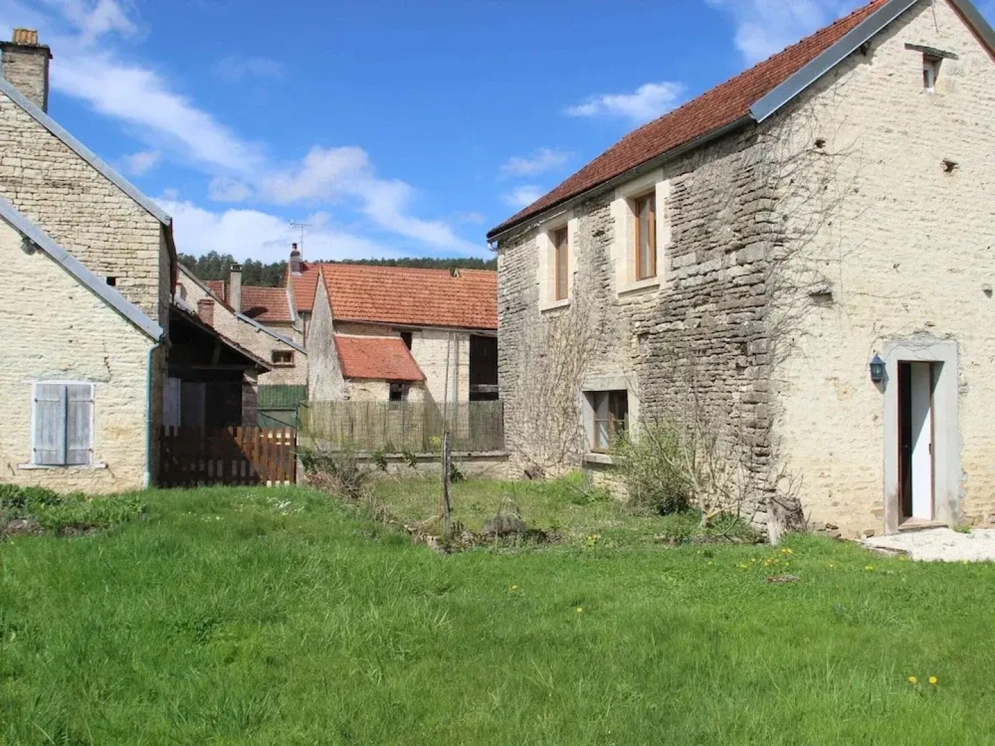 Boutique Holiday Home in Bouix With Garden