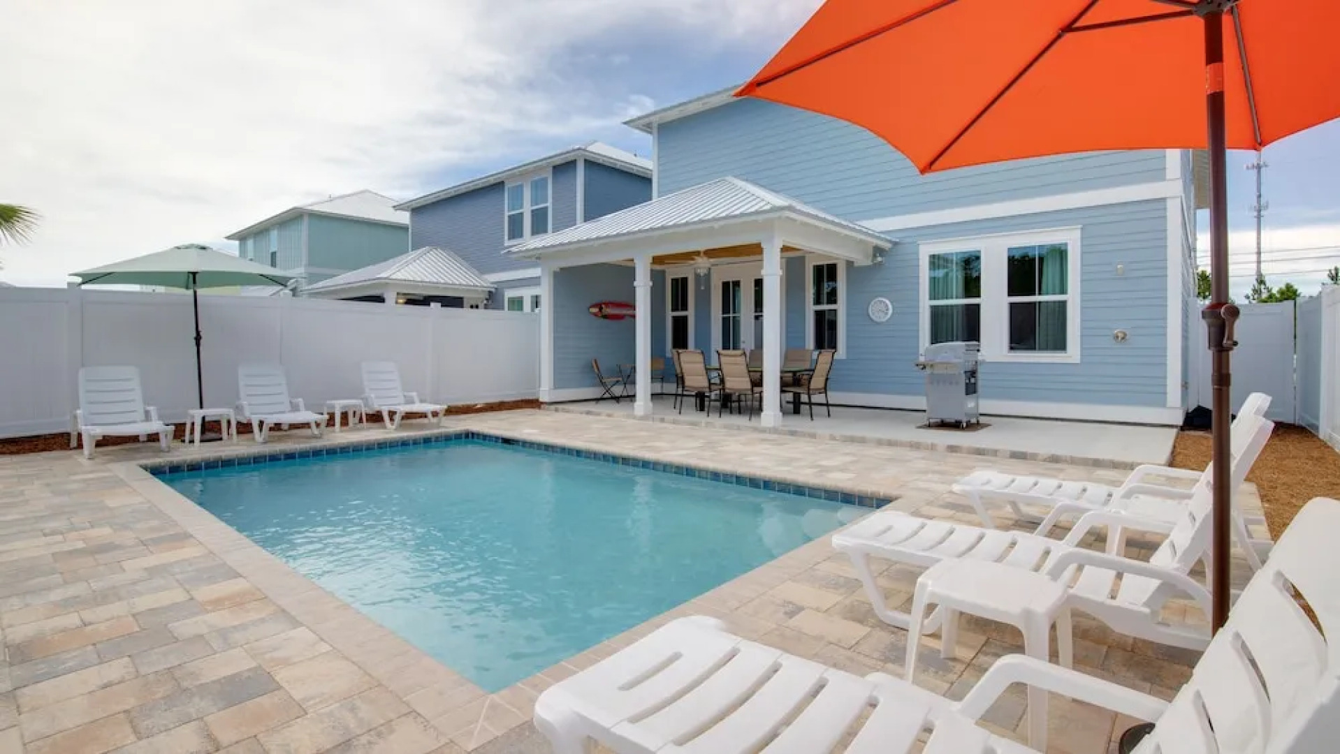 525 Lyndell Ln - Pier Relaxation II