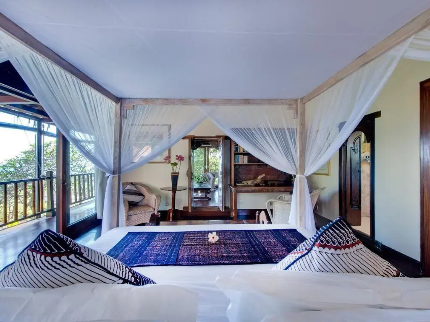 Sungai Tinggi Beach Villa