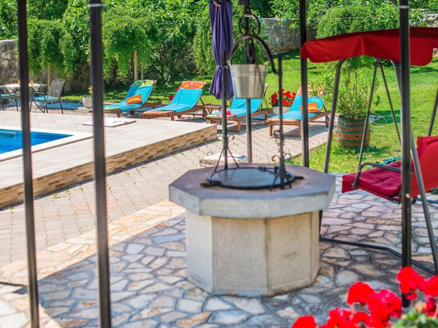 Stone House with Private Pool And Garden in Quiet Place