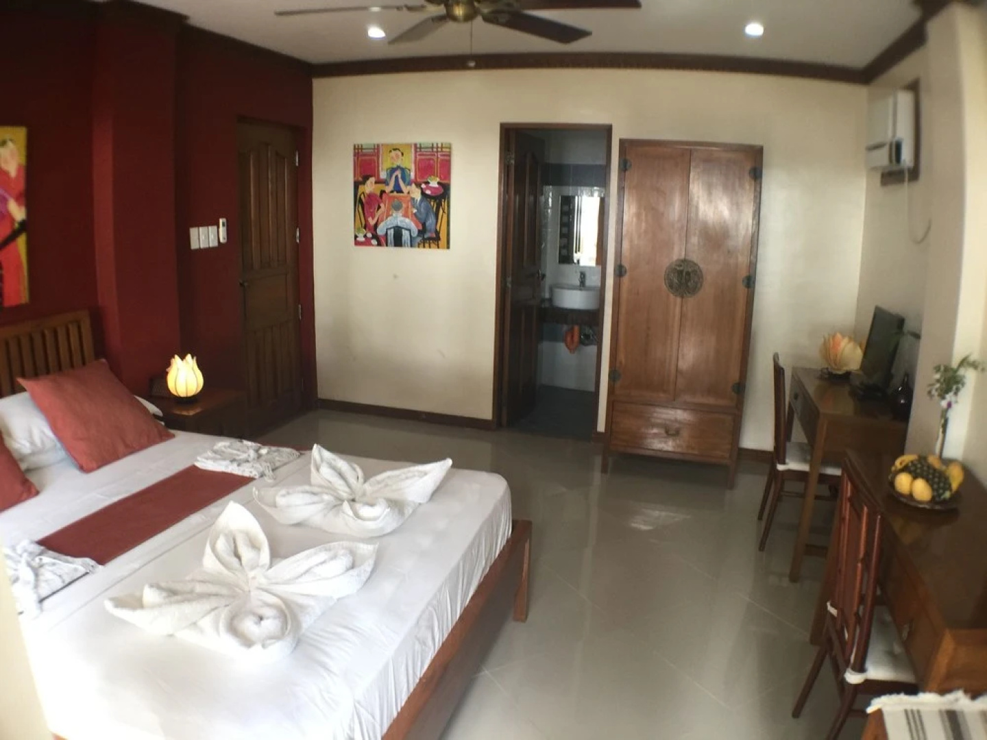 White Beach Dive & Kite Resort Carabao