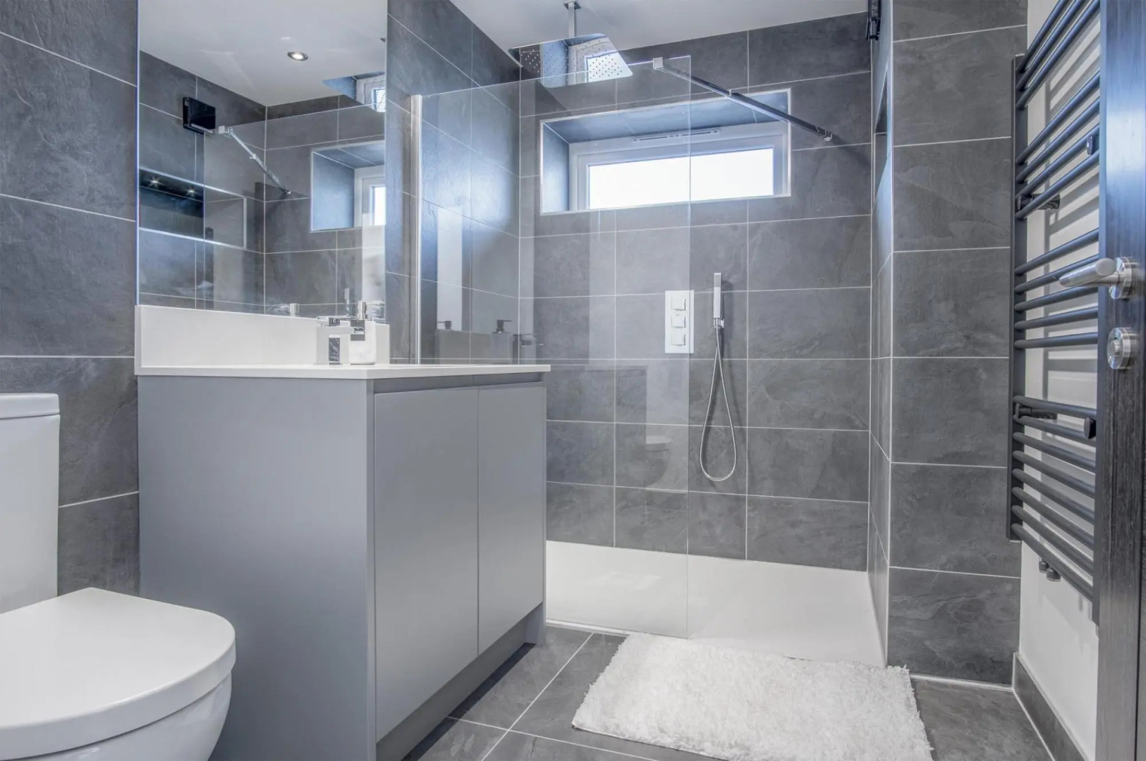 Sunrise - 5 Bedroom Luxurious Holiday Home - Pendine