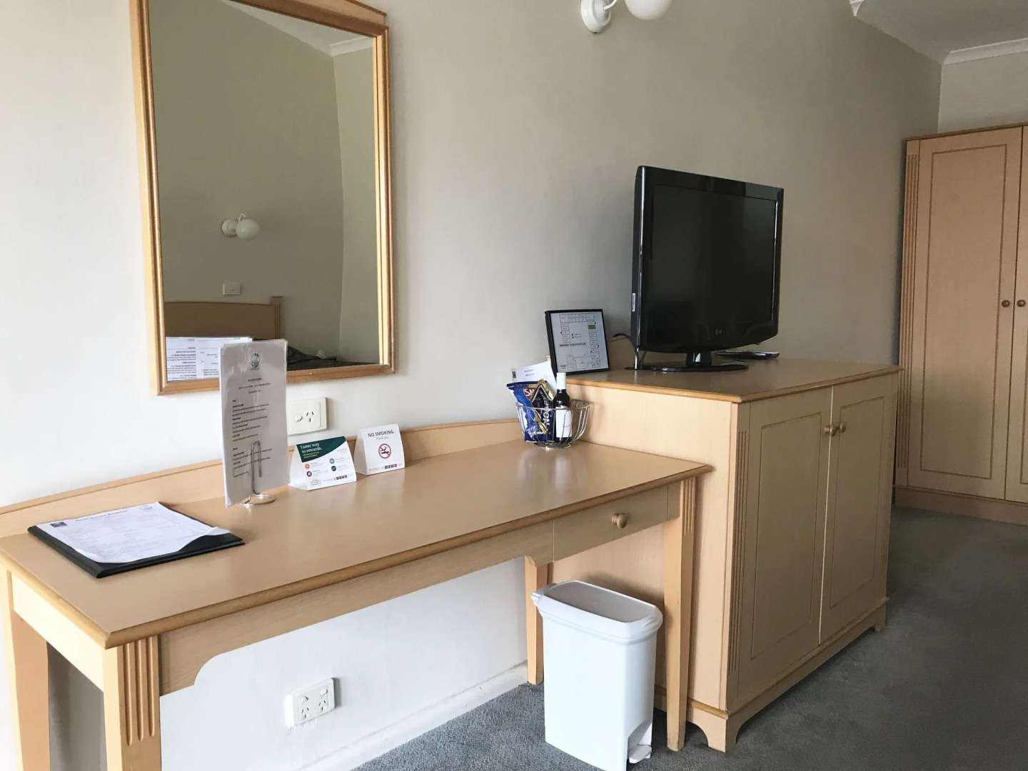 Comfort Inn Blue Lagoon