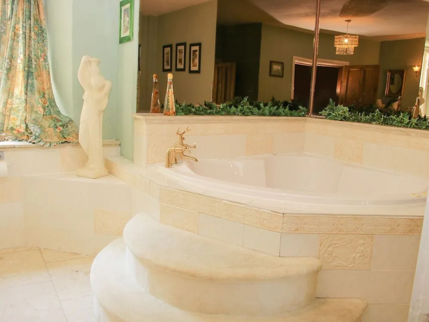 Brookside Manor House