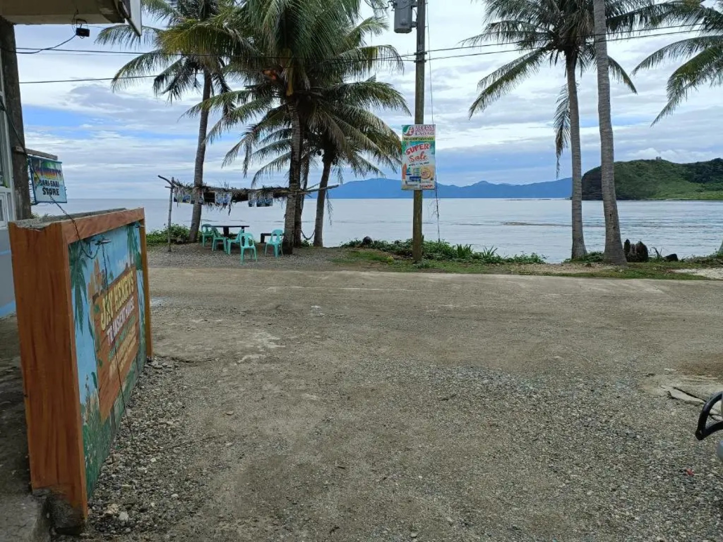 Family room B Jay Henry Transient house Pagudpud, BLUE LAGOON BEACH