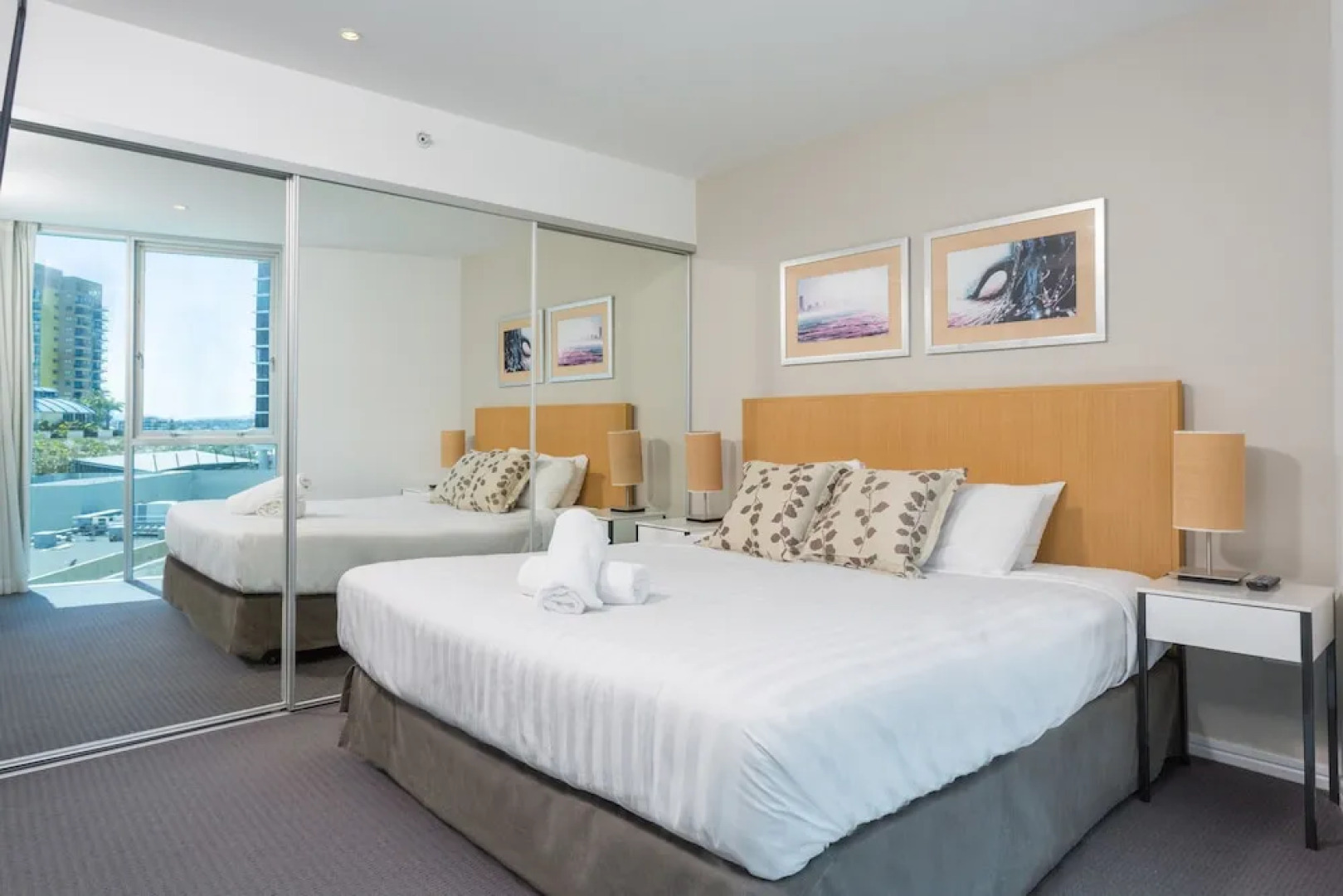 H Residences by Holiday Holiday