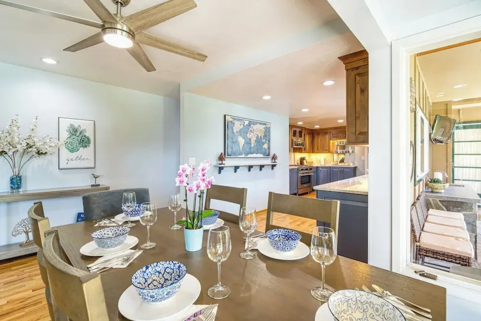 Lovely Riverfront Grants Pass Home: Pool & Hot Tub