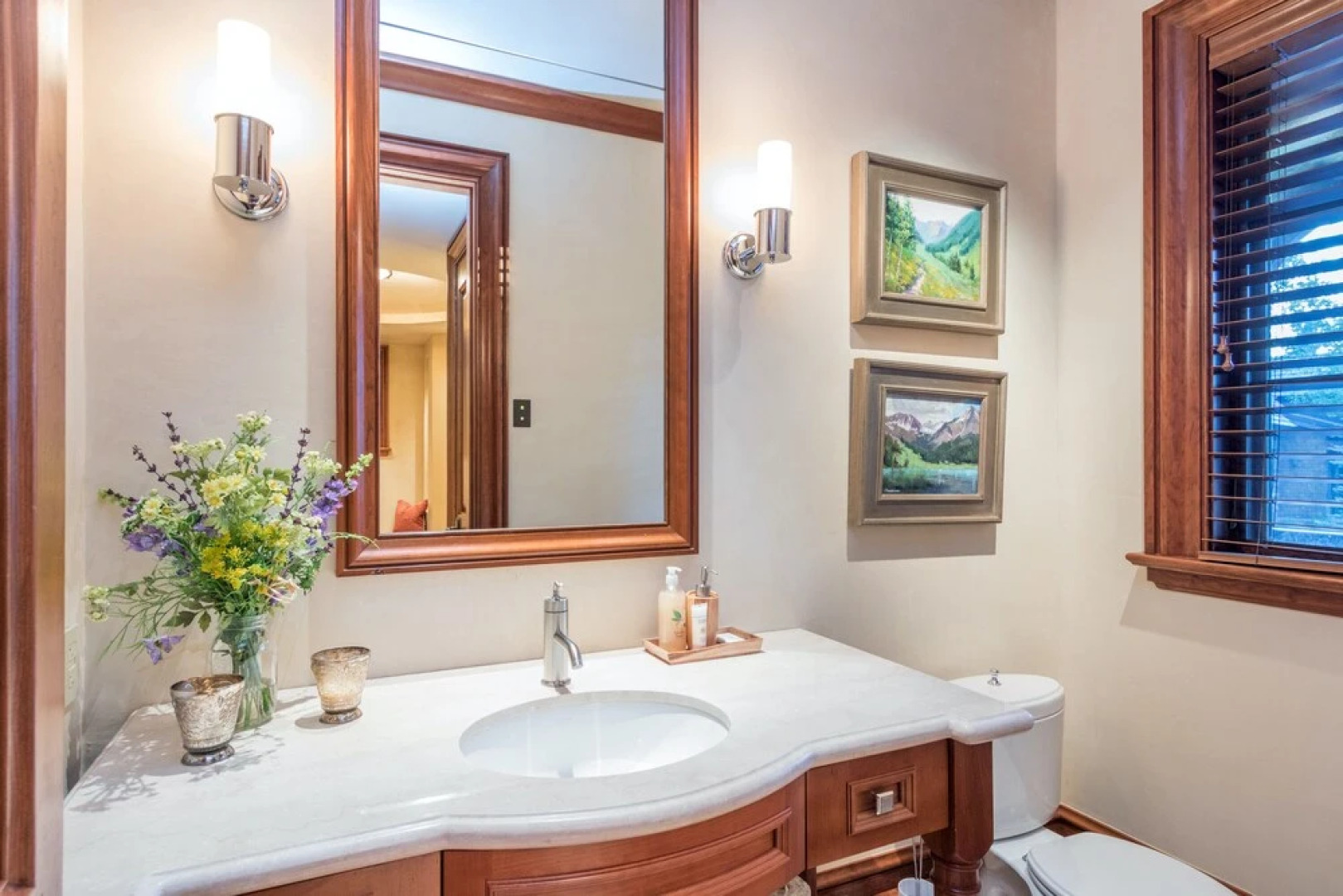 Hood Park Manor - 9 Br Home