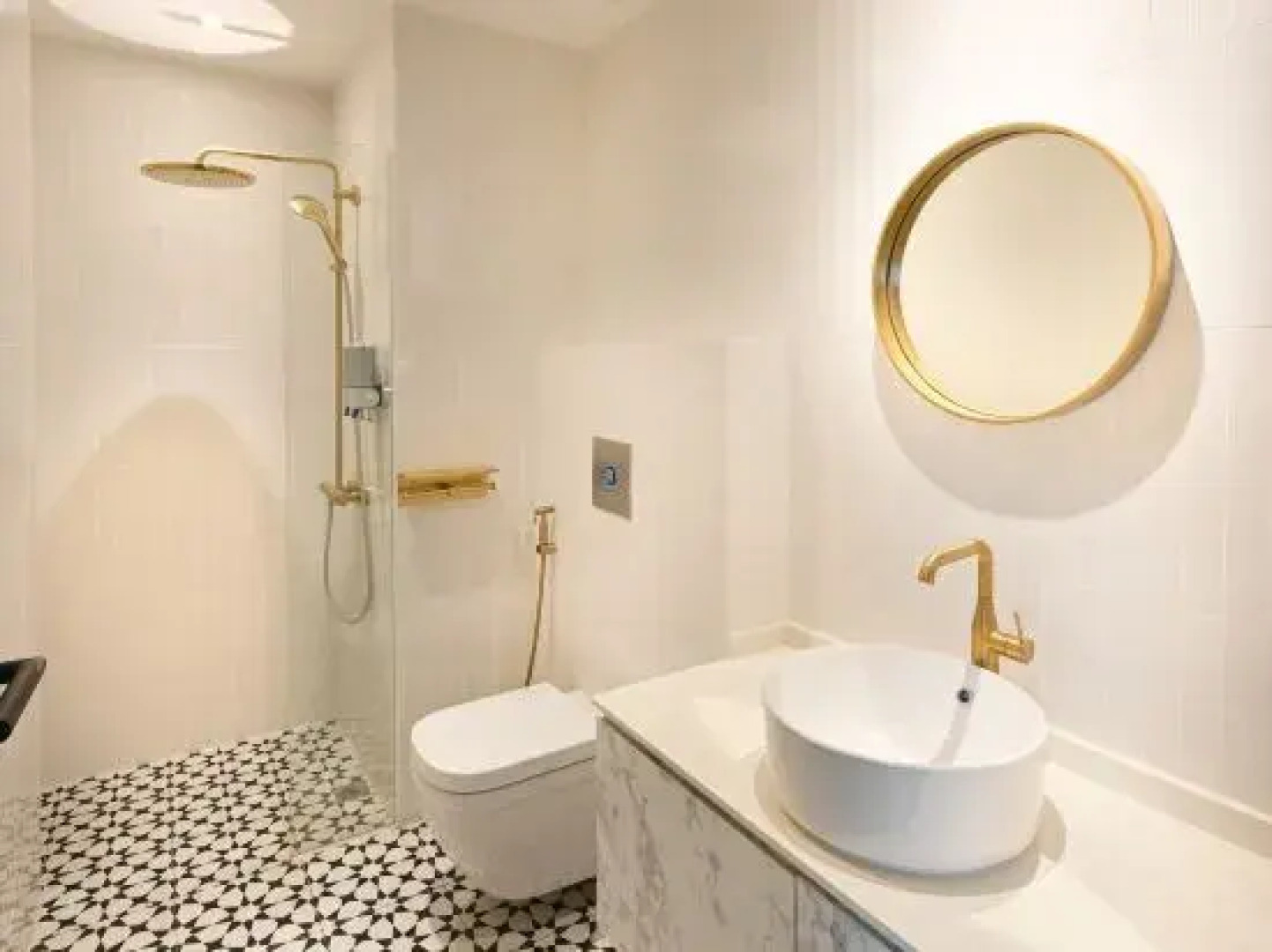 Dream Chaser Boutique Capsule Hotel