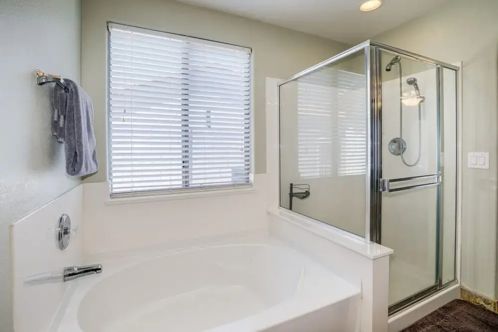 Queen Creek Pool Home! Super Neighborhood close to Marketplace! 30 Night Minimum Stay! by RedAwning