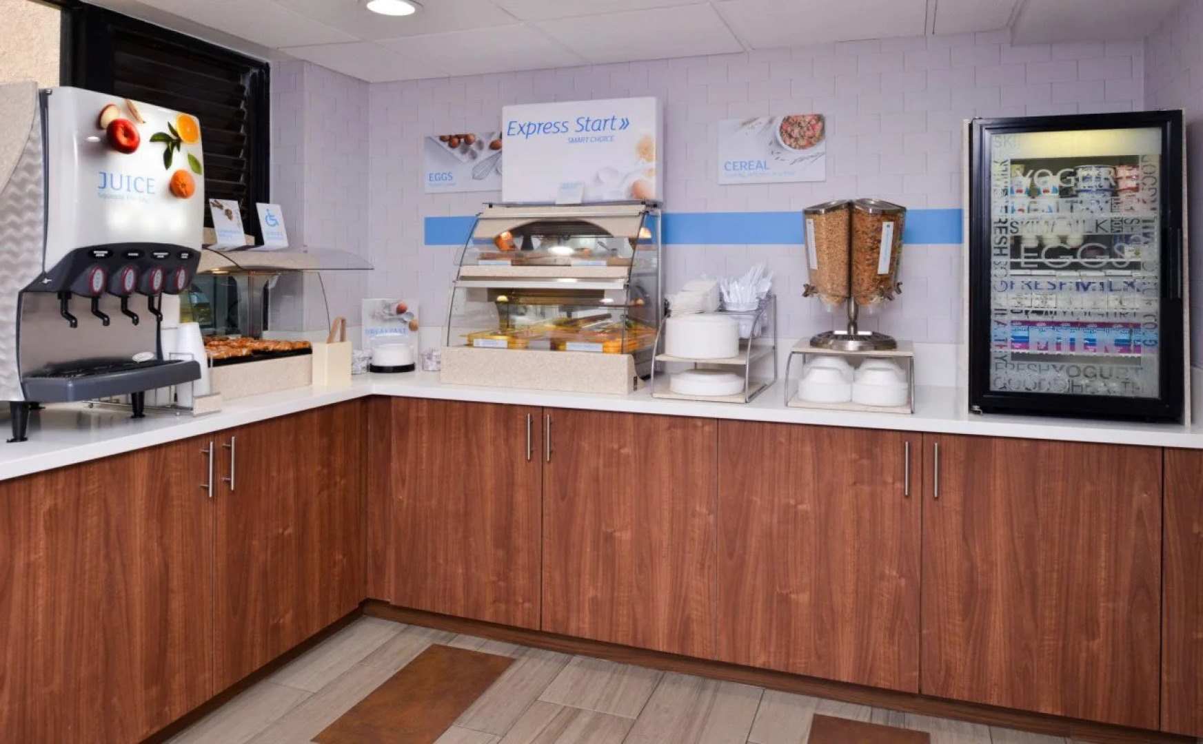 Holiday Inn Express Palm-Desert by IHG