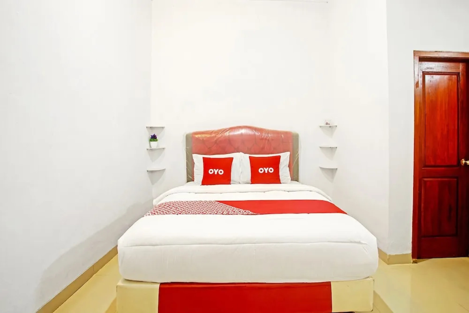 OYO Life 90587 Domen Homestay Syariah