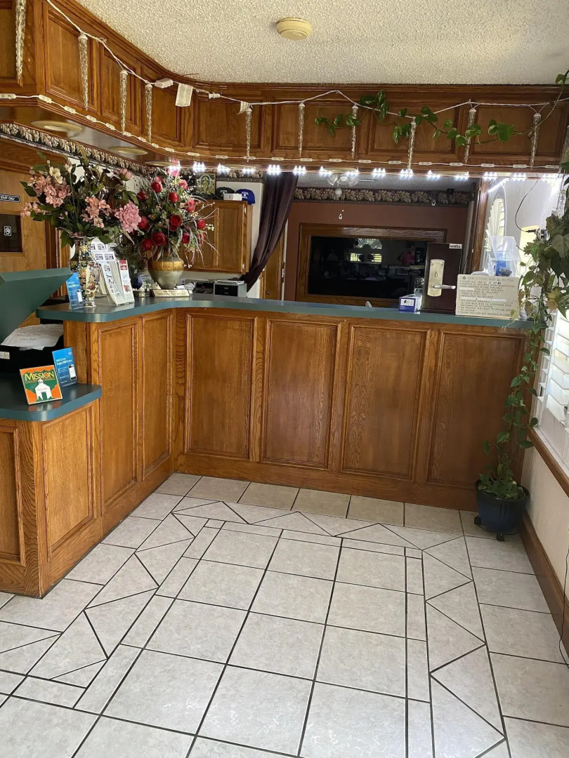 Executive Inn and Suites