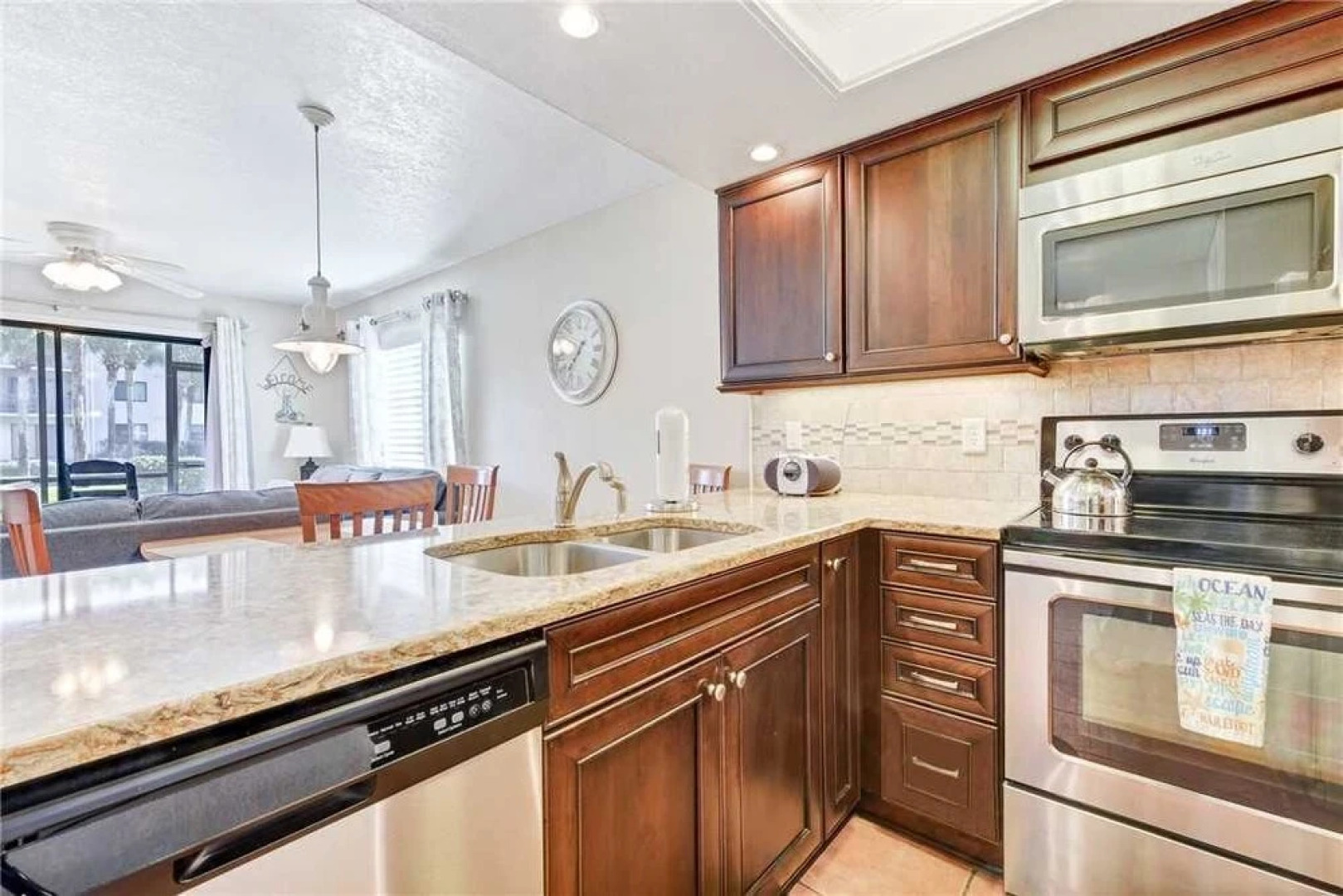 Ocean Village Club N14