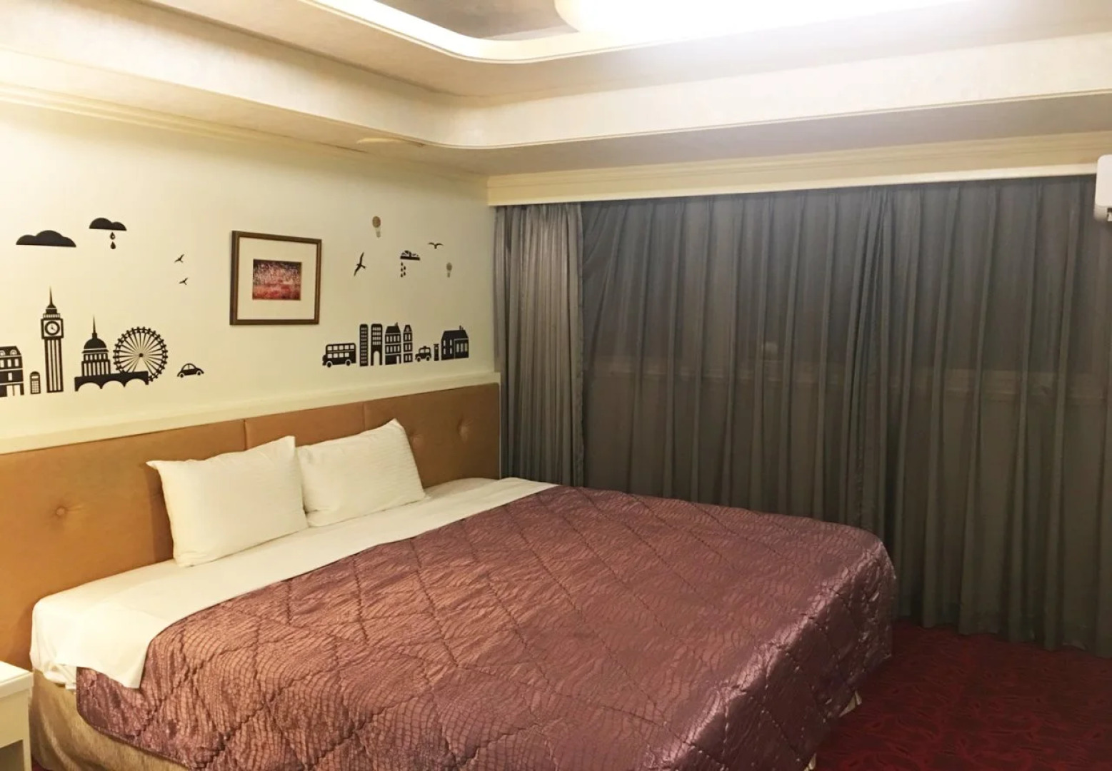 Mou Hotel - Luchuan