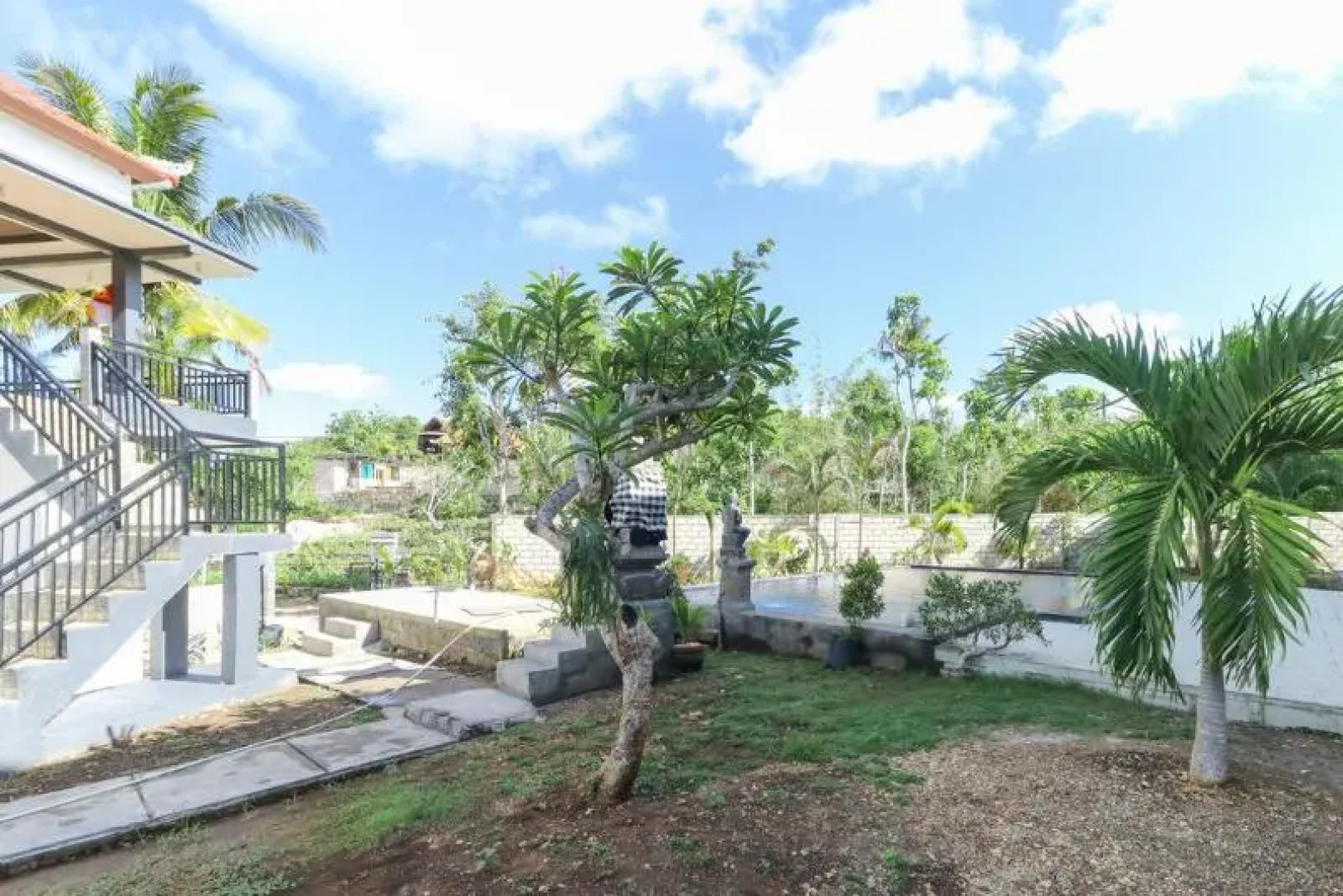 Harta Loka Hotel in Villa by ZUZU