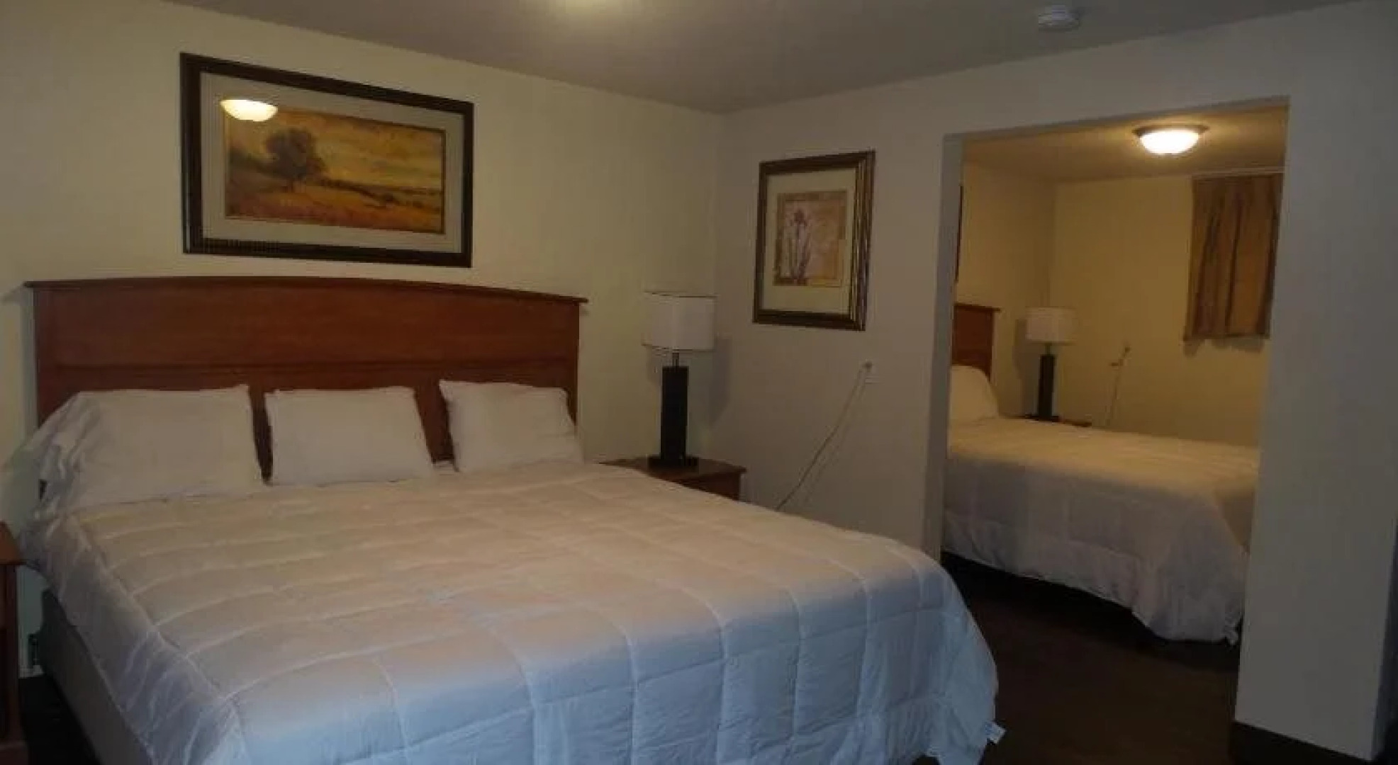 Del Rancho Motel By Townhouse Portland OR Hwy 205