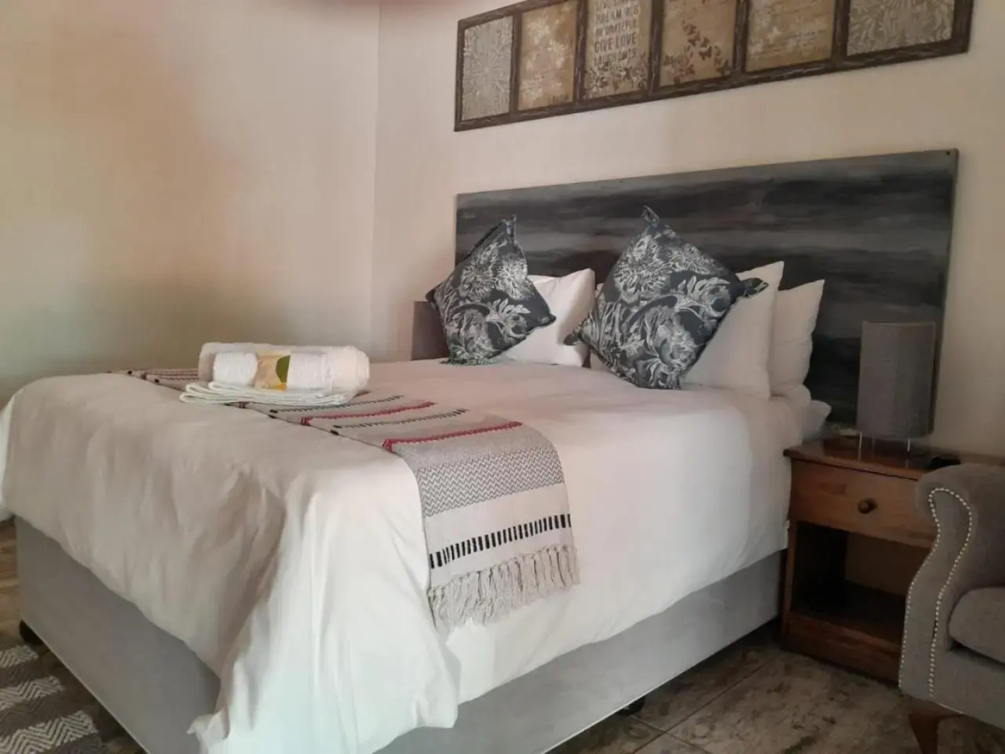 El Shadai Guest House