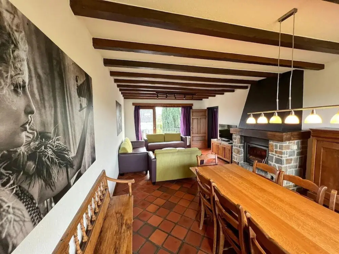 House in Noiseux With Bubble Bath & Garden