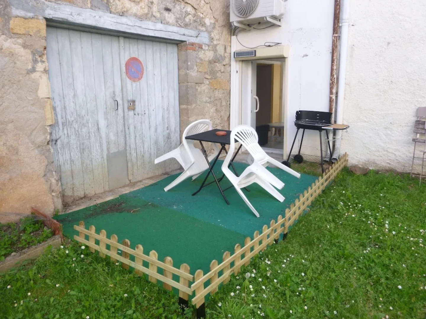 Gite, Whole Village House