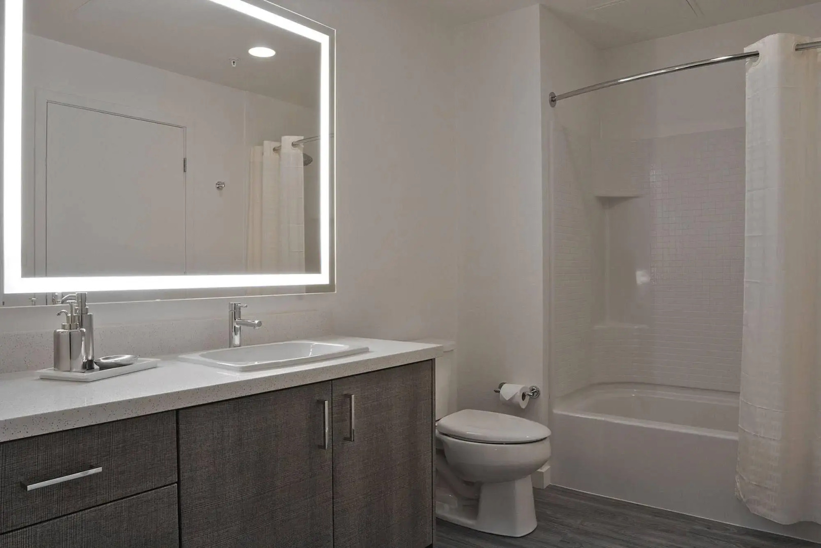 Oakwood Mountain View