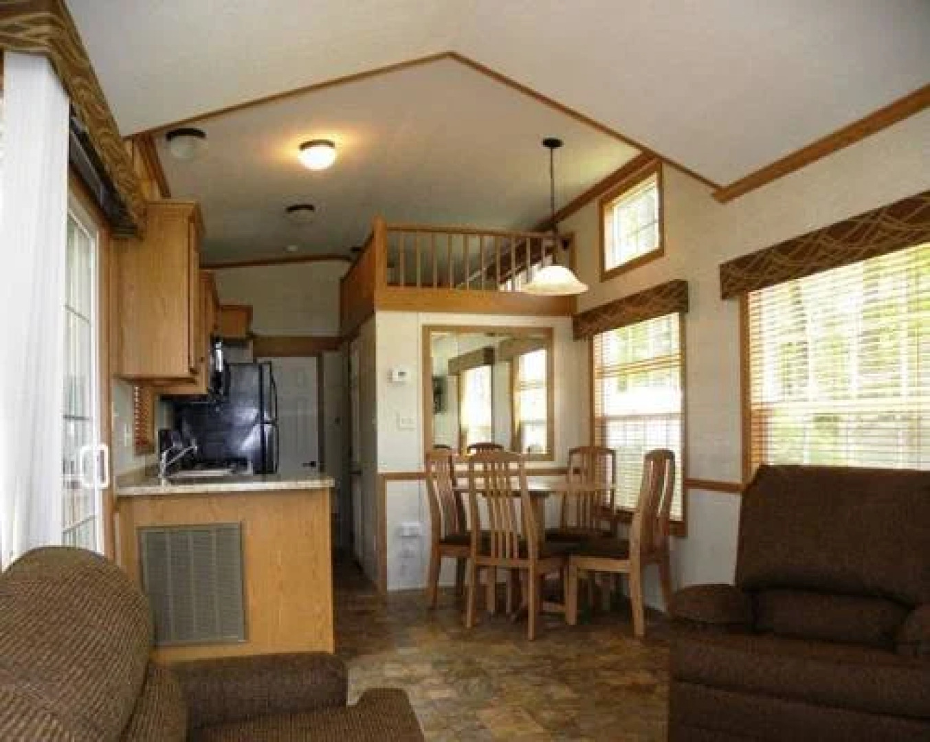 Sun Retreats New Point