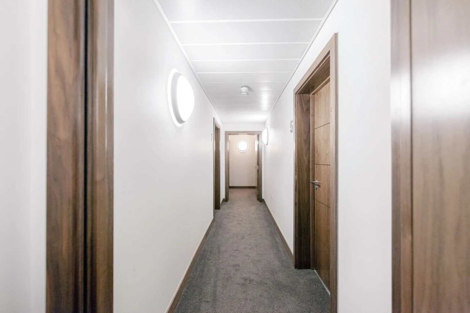 Roomspace Apartments -New Manor House