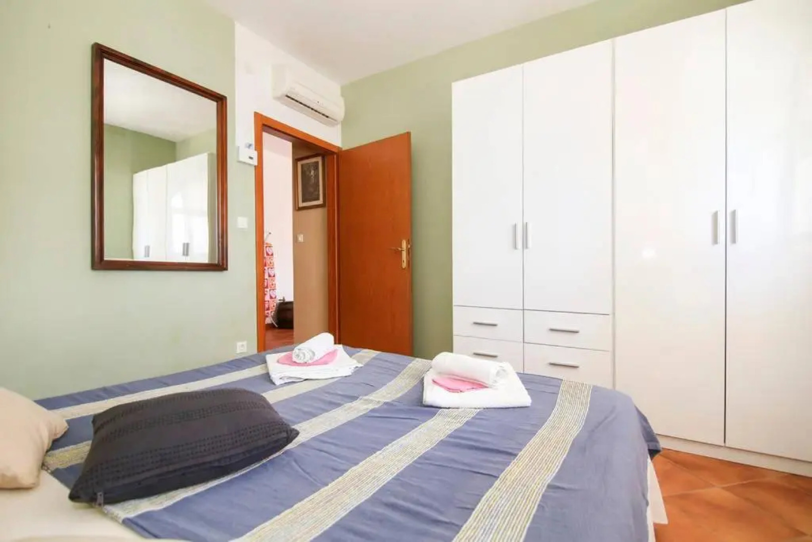 Apartments Ambiente mit Pool