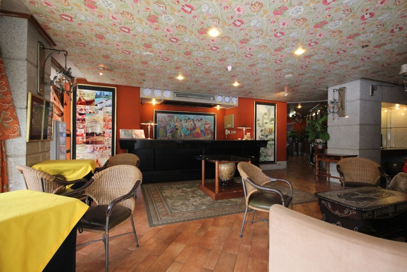 Corporate Executive Orient Suites