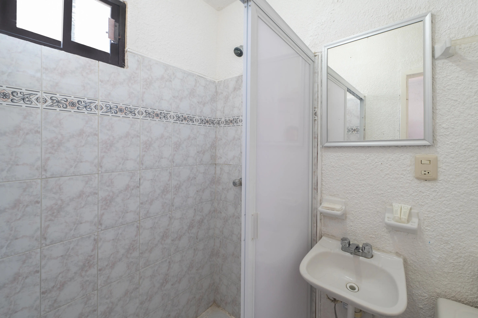 Hotel Imperial Laguna Faranda