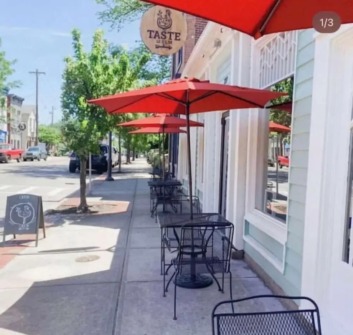 Historic Ludlow Apt A