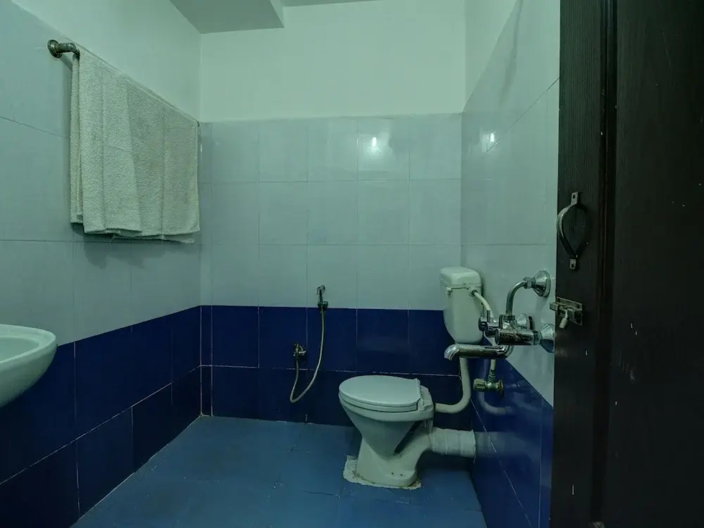 Vasantham Inn By OYO Rooms